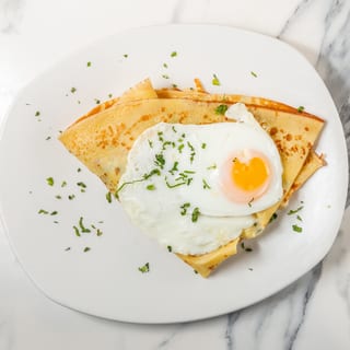 Crepe & Eggs